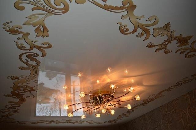 Montăm tavane extensibile