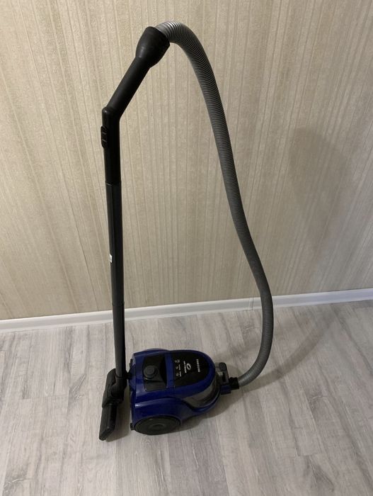 Срочно продам пылесос