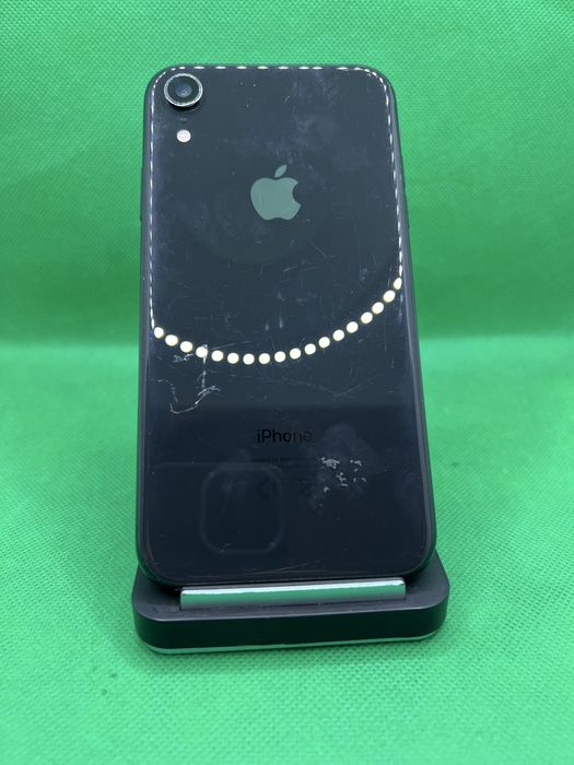 Iphone xr 64•Lazar Crangasi Amamet•40619