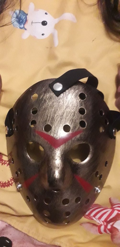 Măști și accesorii haloween
