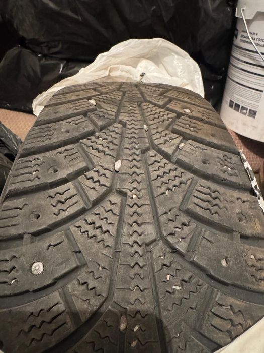 Зимние шипованные шины
