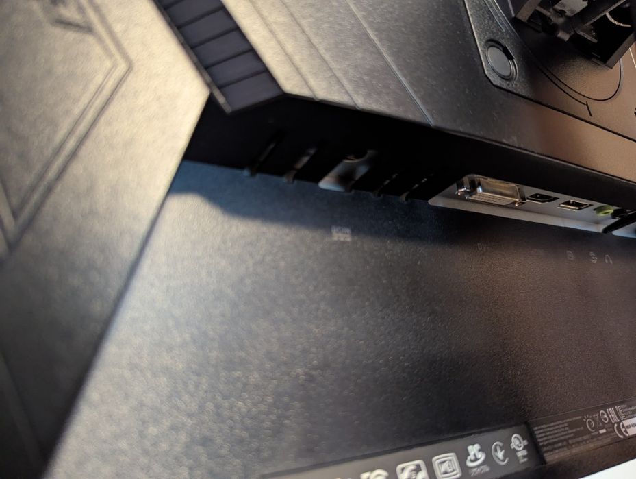 Monitor Gaming Asus 27"