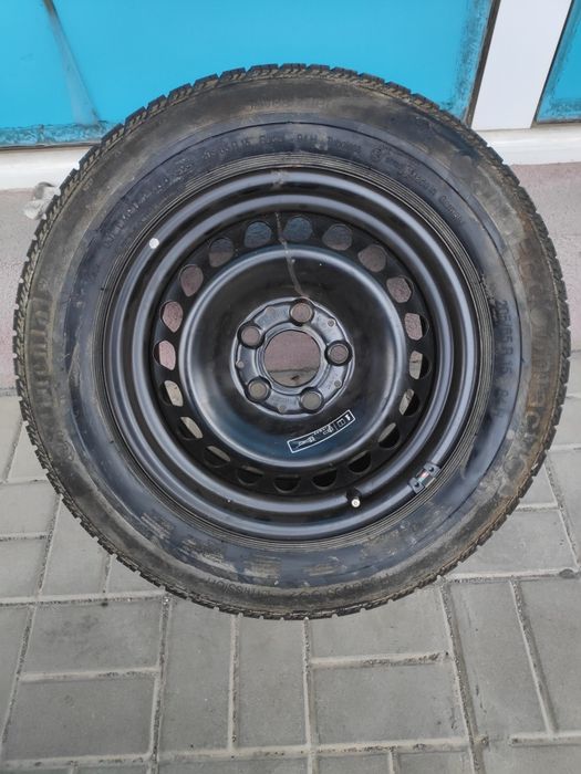 Гума с джанта 205/65 R15 Continental