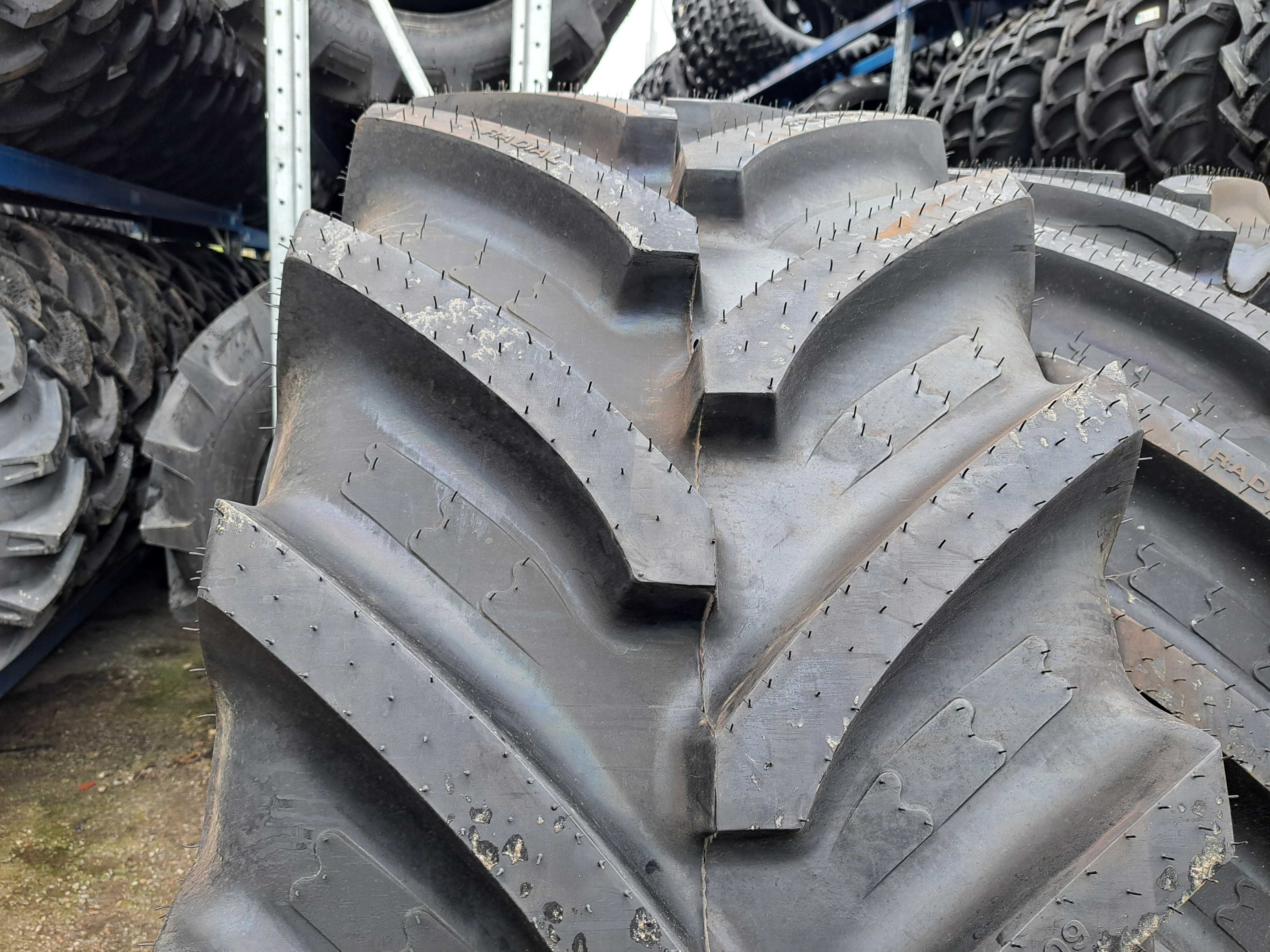 Cauciucuri noi 600/65R38 BKT AGRIMAX anvelope radiale pentru TRACTOR