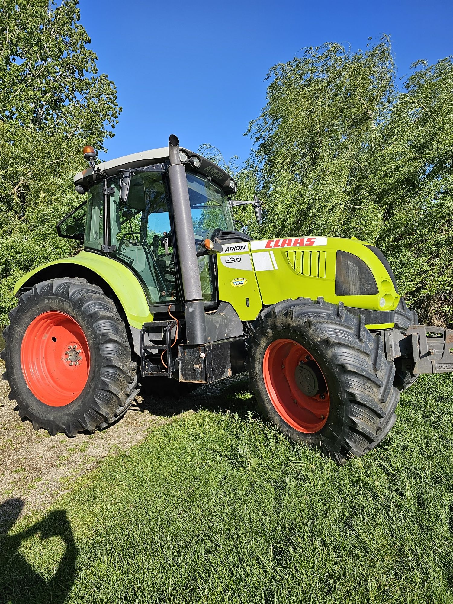 Tractor Claas Arion 620, Motor john deere 140cp, 2010