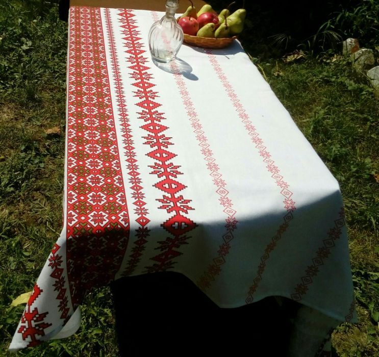 Fete masa bumbac 100% imprimat cu model traditional 6/12pers Noi!