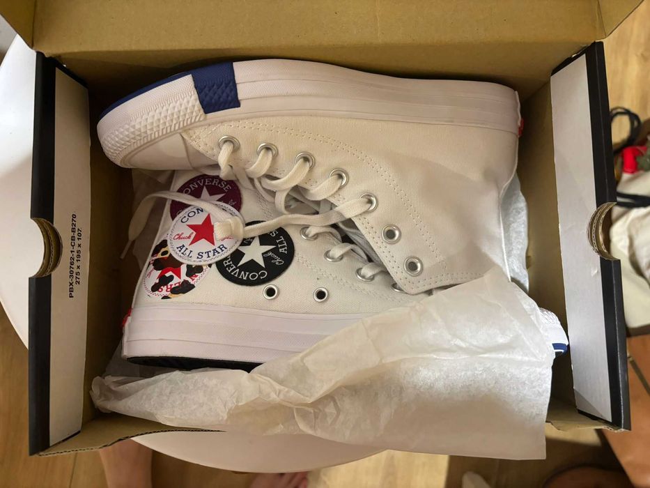 Pantofi Converse nr. 37, nou