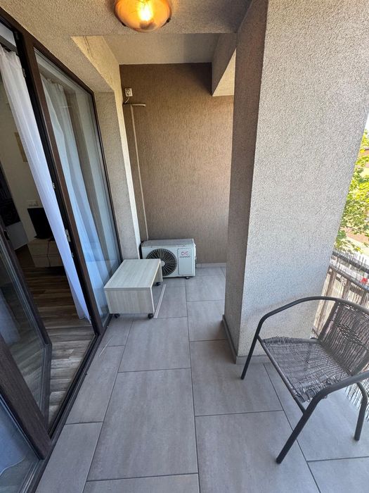 Vand apartament centru