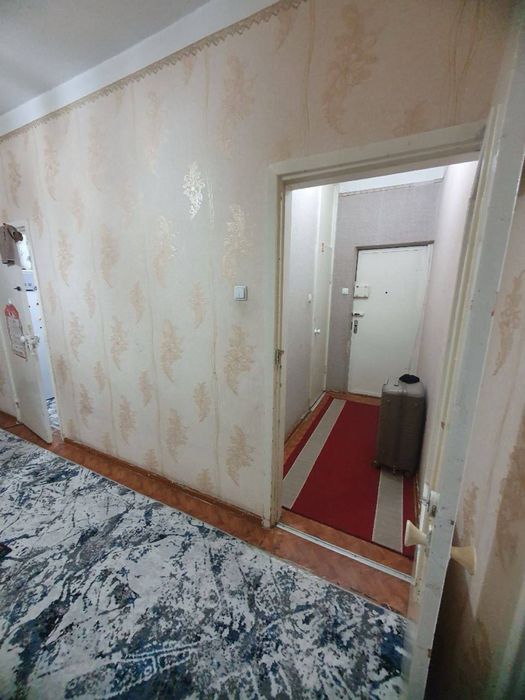 х 2/1/4 Чиланзар 19 квартал,Орт.Базарчик,Балкон:1,5х3,Санузел Разденый