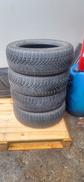 205 55 r16 iarna Michelin 550 lei/set