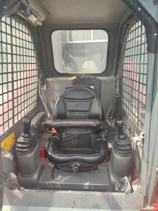 Miniincarcator frontal Neuson 701s