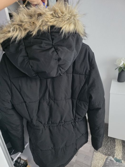 Geaca iarna cu gluga H&M,masura 38