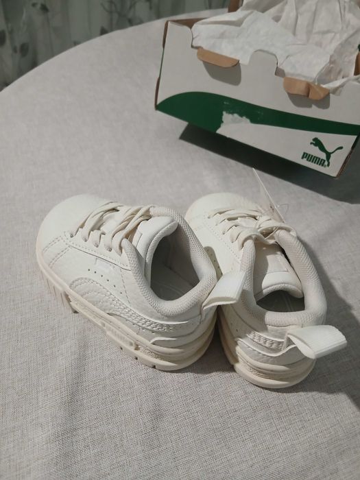 Оригинални бебешки обувки