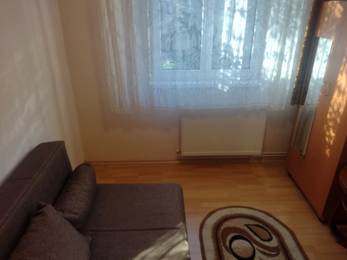 Apartament 2 camere Centrul Civic lângă facultate