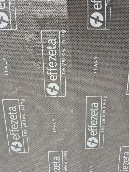 Vand scaun cadru metalic,sezut/spatar tapitat culoarea crem,made Italy