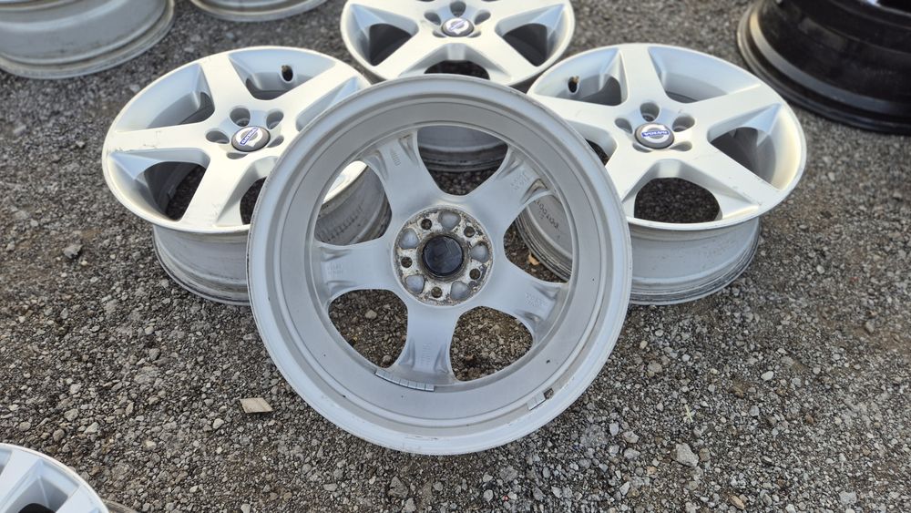 Оригинални джанти Волво 5/108 Volvo S60,S80 5x108

Употребявани, Шумен