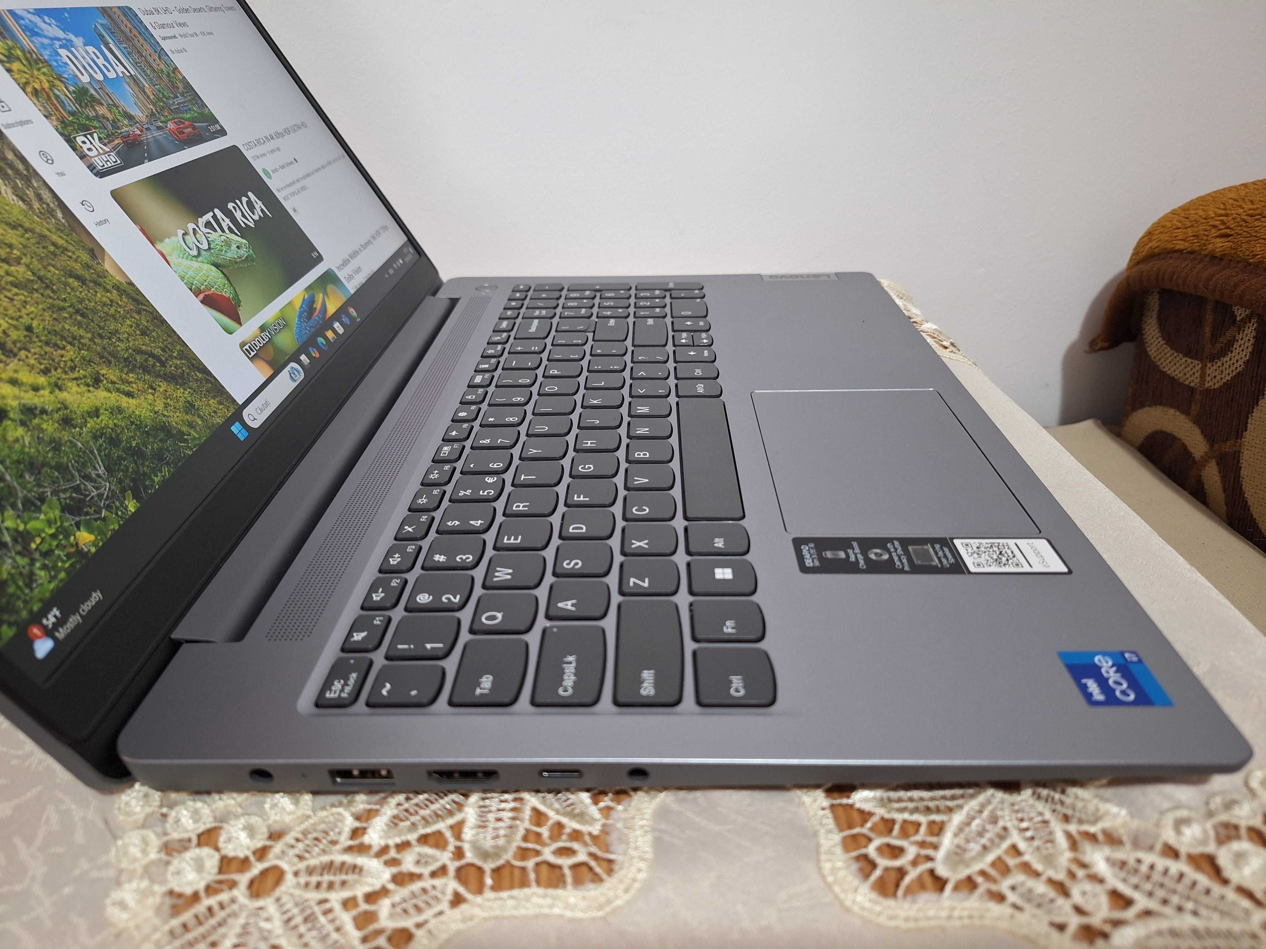 Lenovo IdeaPad Slim 3 ,CPU i7-13620H ,15.6",FullHD 16GB RAM, 512GB SSD