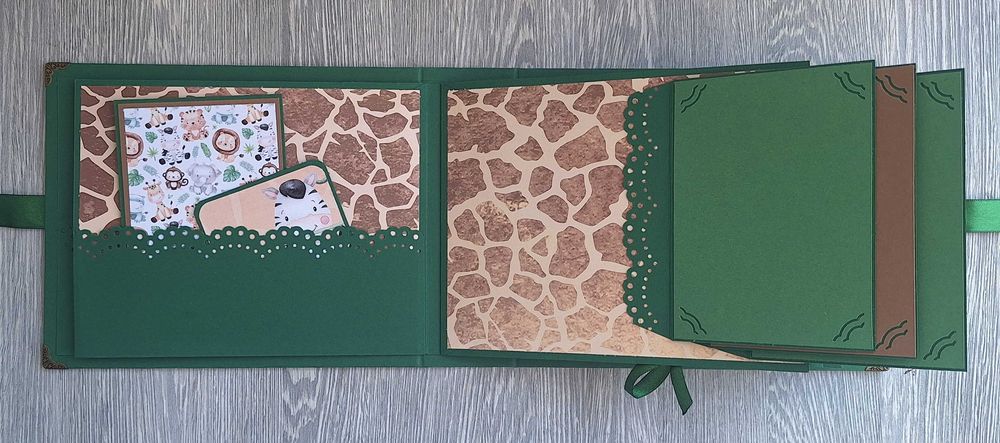 Албум "Джунгла" в зелено, ръчна изработка /24.18