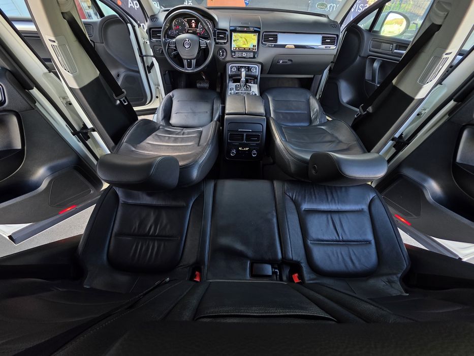 Vw touareg R-Line 3.0TDI 245cp/panoramic/perne aer/automat/camere 360°