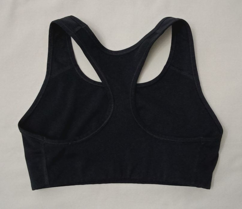 Nike DRI-FIT Bra оригинално бюстие S Найк спорт фитнес тренировки