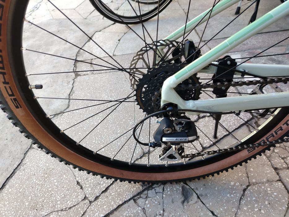 Bicicleta sport Cube de 27,5