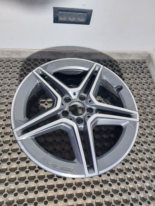 o janta  19 mercedes glb x247 w247 gla h247 cla c118 amg 7,5j et53 gri