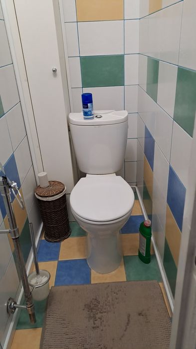 Сдам комнату в 4х-комнатной квартире  на длительный срок