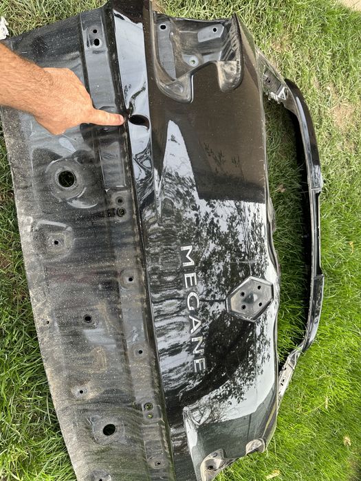 Hayon renault megane 3 break.