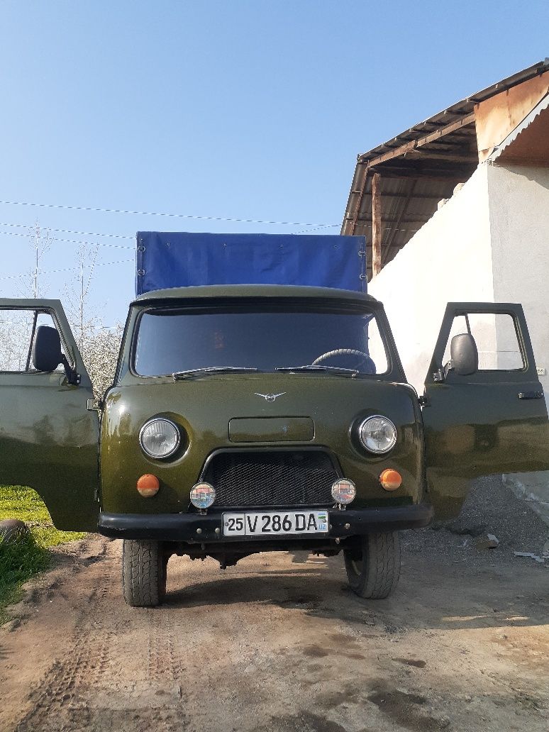 Uaz sotiladi sroshni