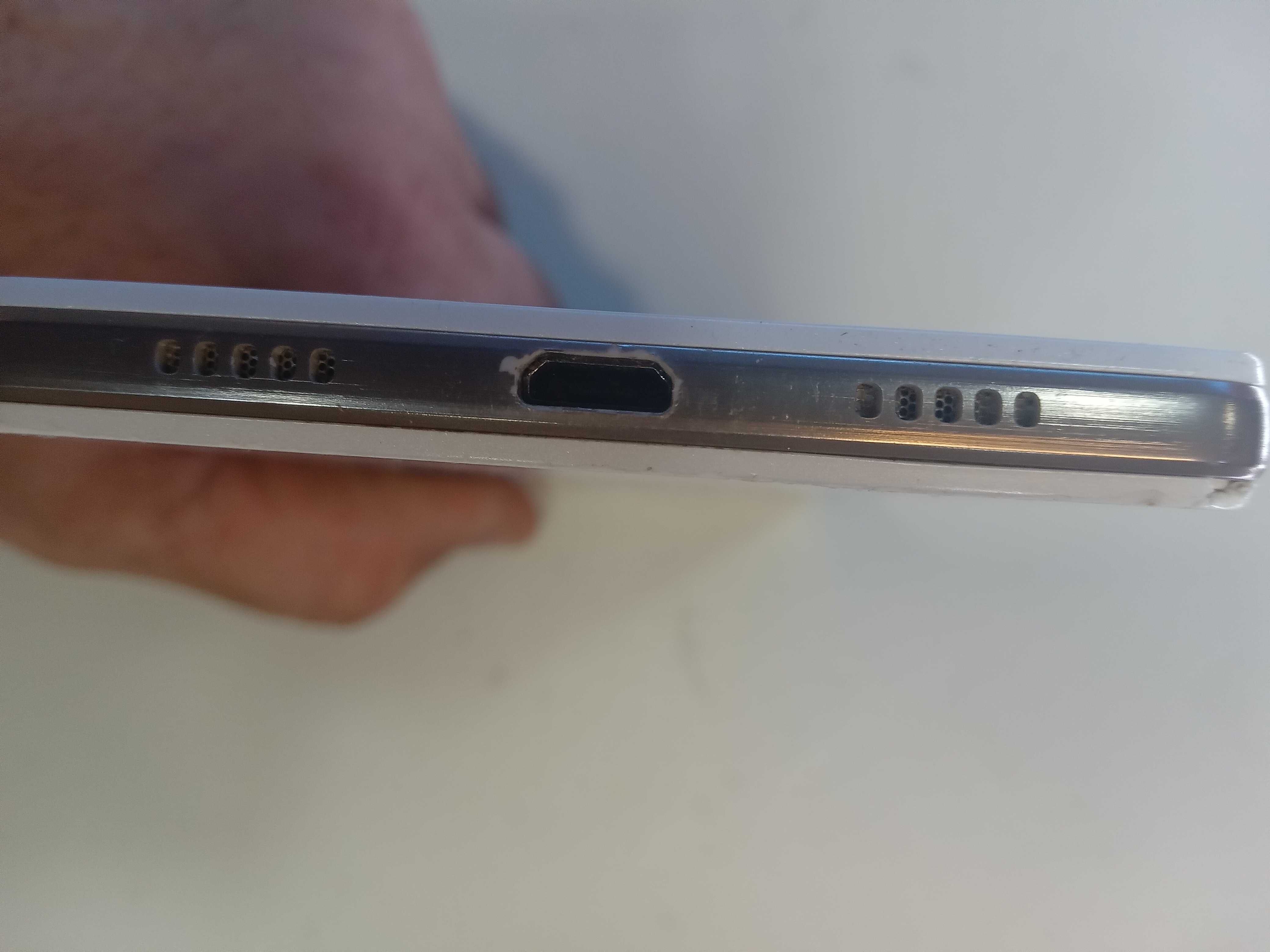 Телефон Huawei P8 lite 13 MP 60 лв.