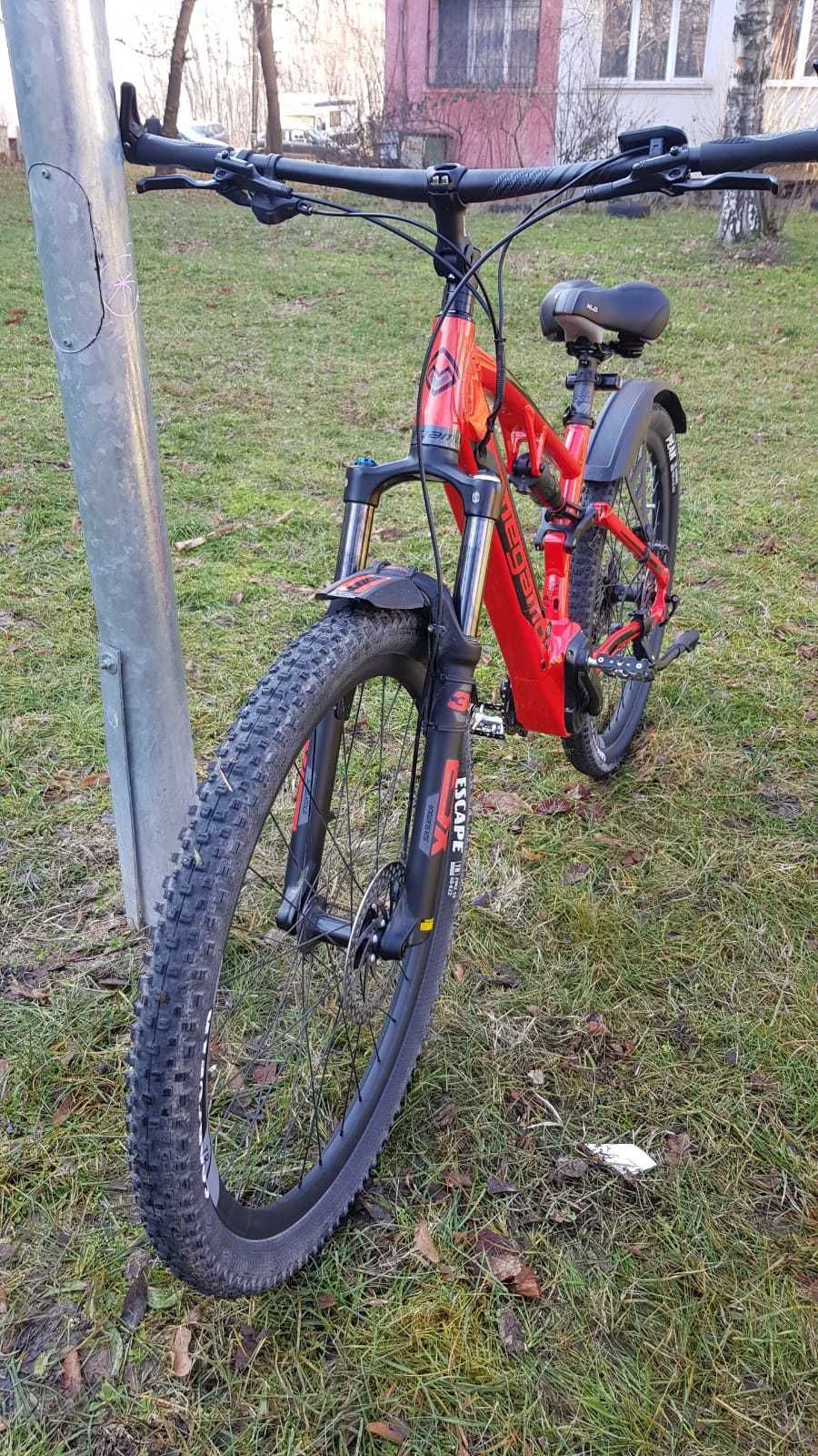 Електрически планински велосипед Megamo Ridon FS 29er.