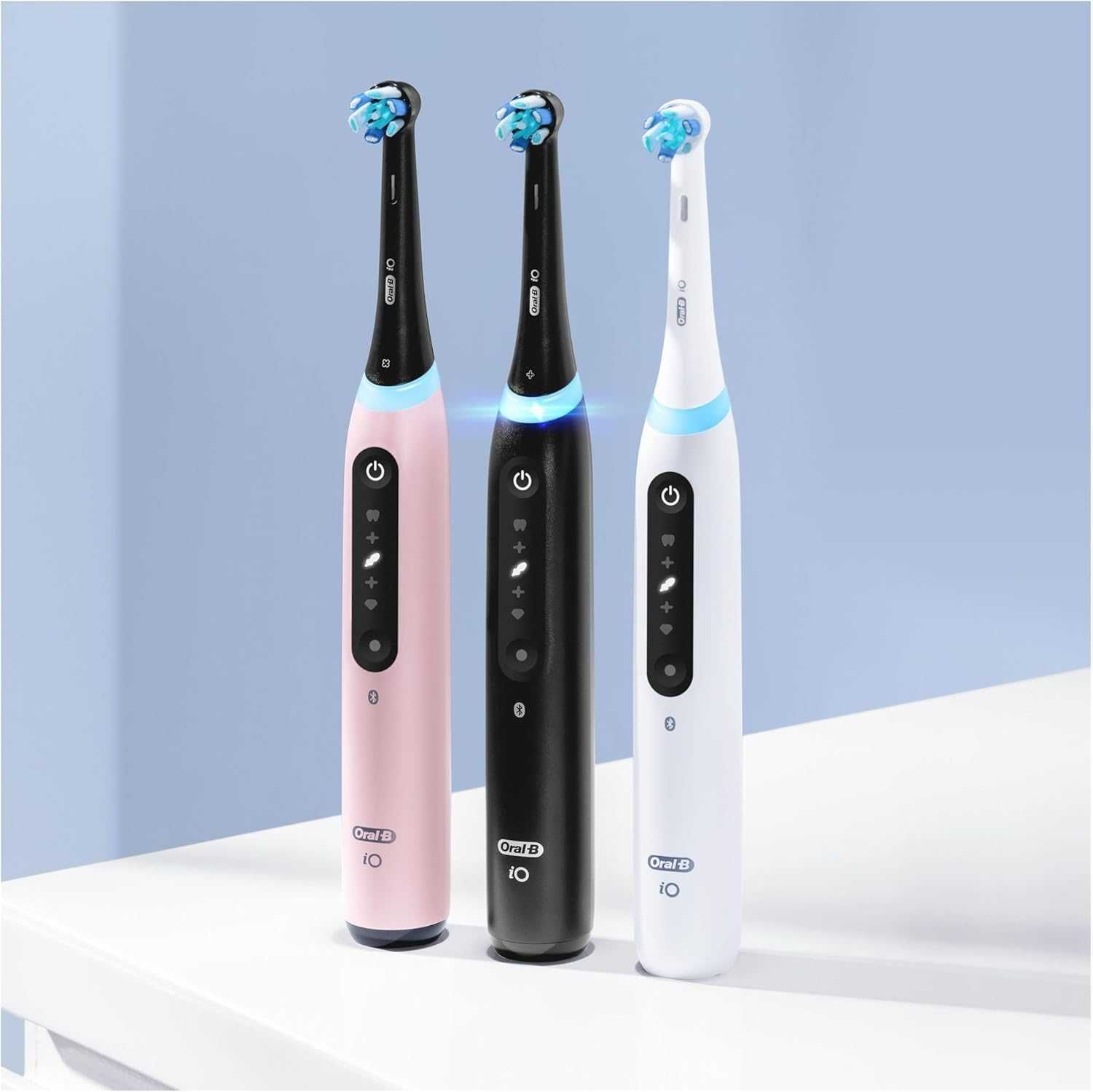 Oral-B iO Series 5 Plus Електрическа четка за зъби, + 3 резервни глави