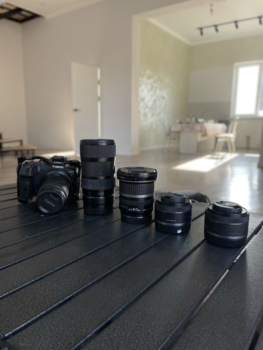 CANON R7 18-150 в комплекте