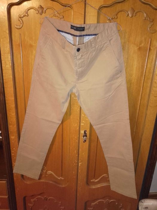 blugi elastici pentru barbati