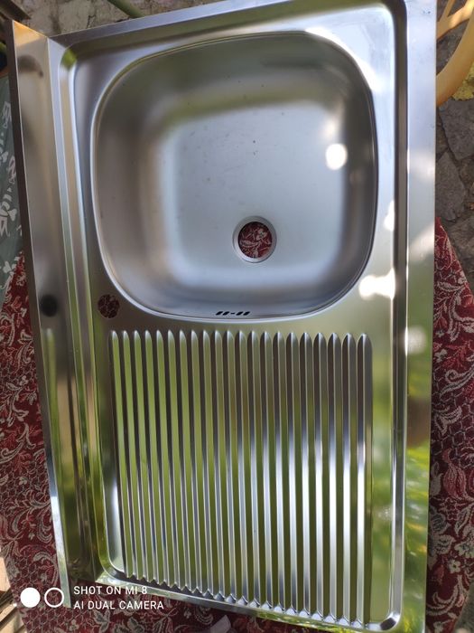 Vând chiuveta inox Franke