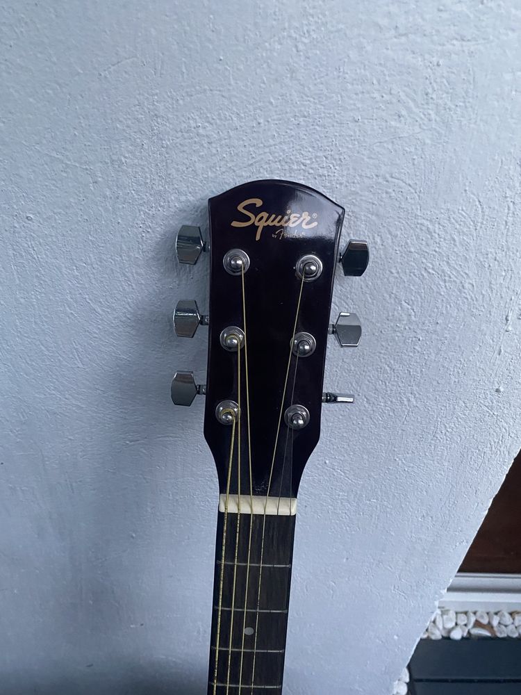 Chitara acustica Squier Fender SA-150