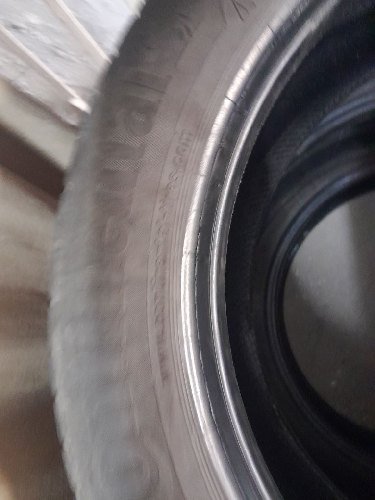гуми 205/55/17   michelin и  continental 4броя