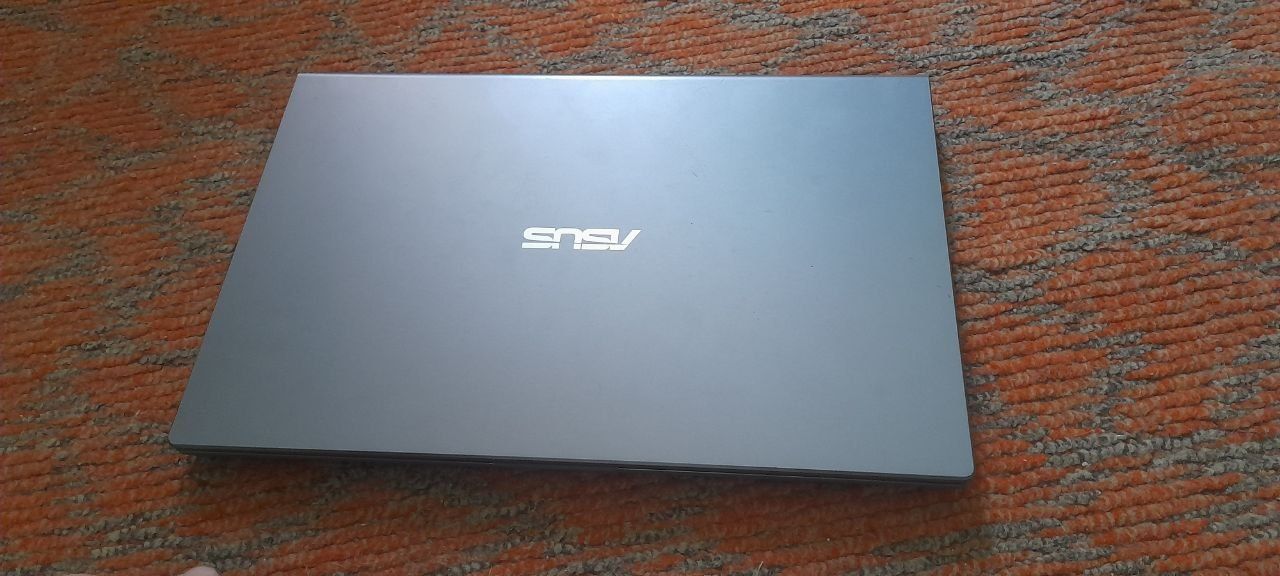 Asus noutbuk. Kompyuter