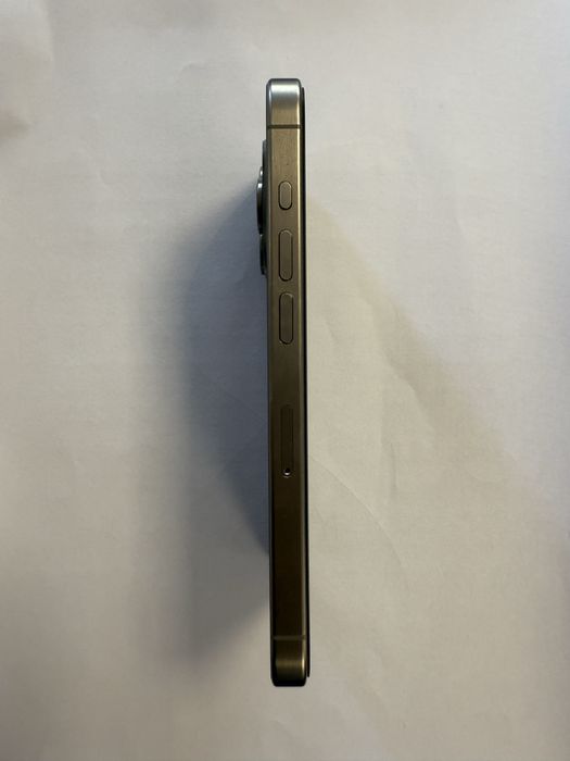 Iphone 15 Pro 256gb.