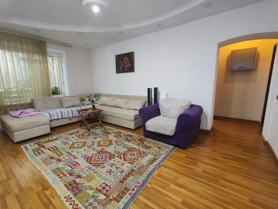 77 серия 5 комнатная 4 этаж 105кв. Ориентир Шастри кафе Бек