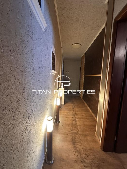 Продава се Тристаен апартамент в Бургас, Лазур - 94 кв.м за 3298 €/кв.м - Снимка #2