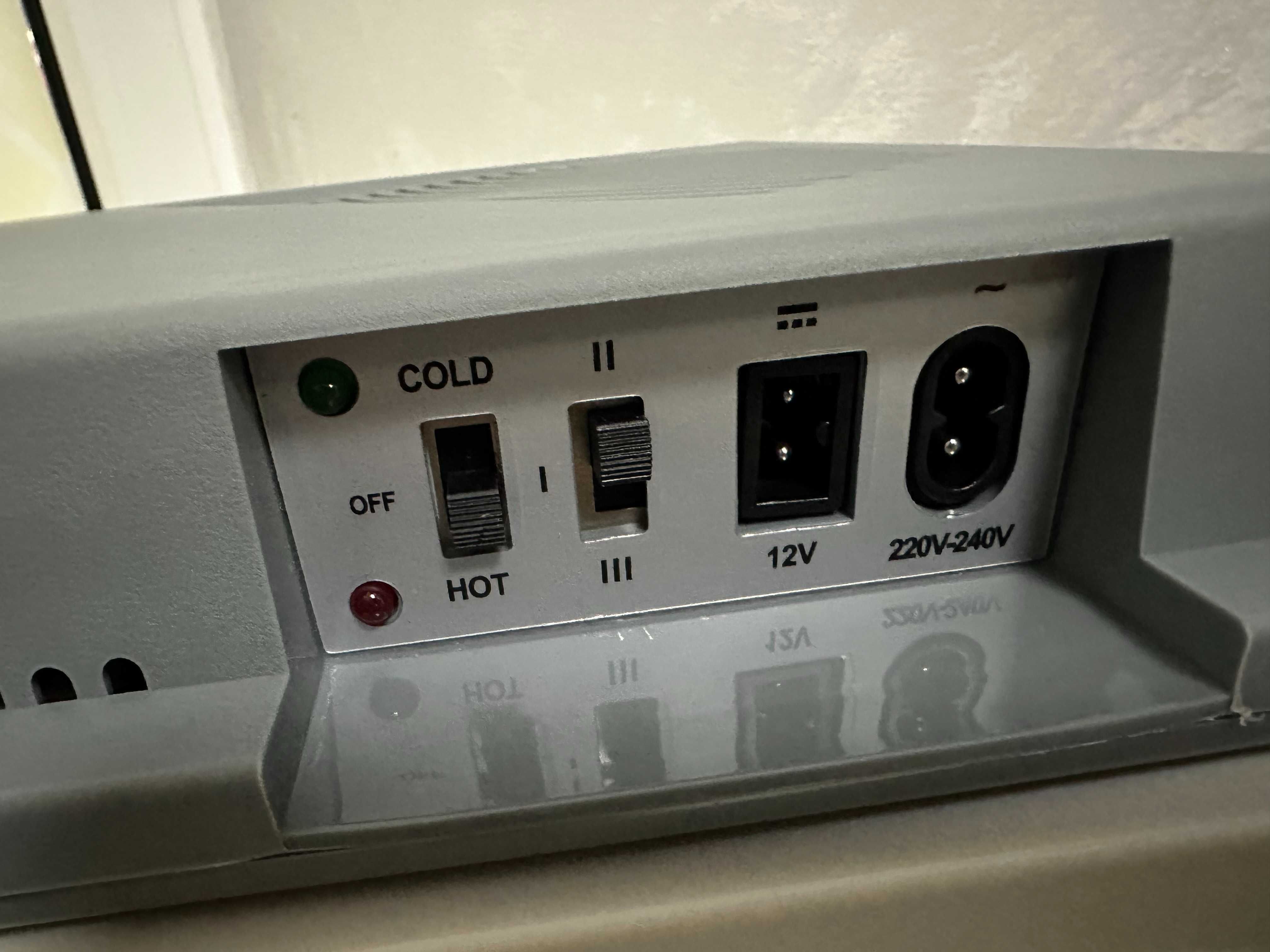 Хладилни чанти Adler AD 8078   Топло Студено - НОВИ!  - 28л, 220v 12V