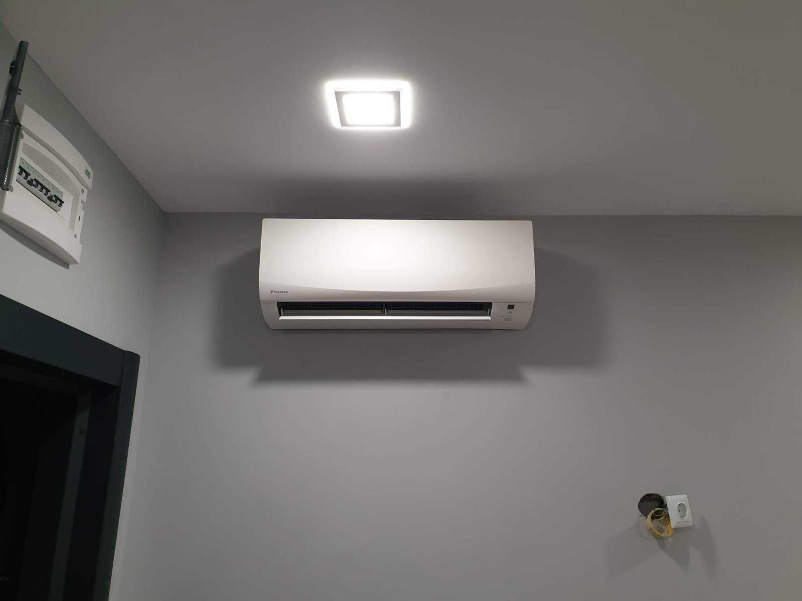 Инверторен климатик Daikin FTXC60D SENSIRA 21000 BTU