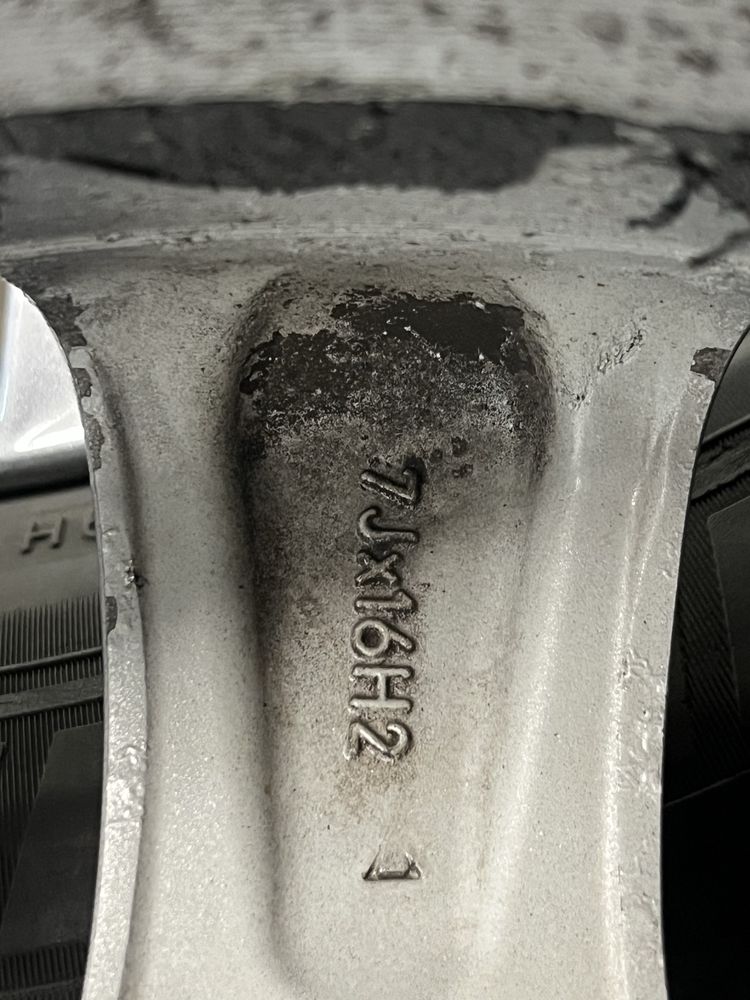 BMW et20  225/55/16
