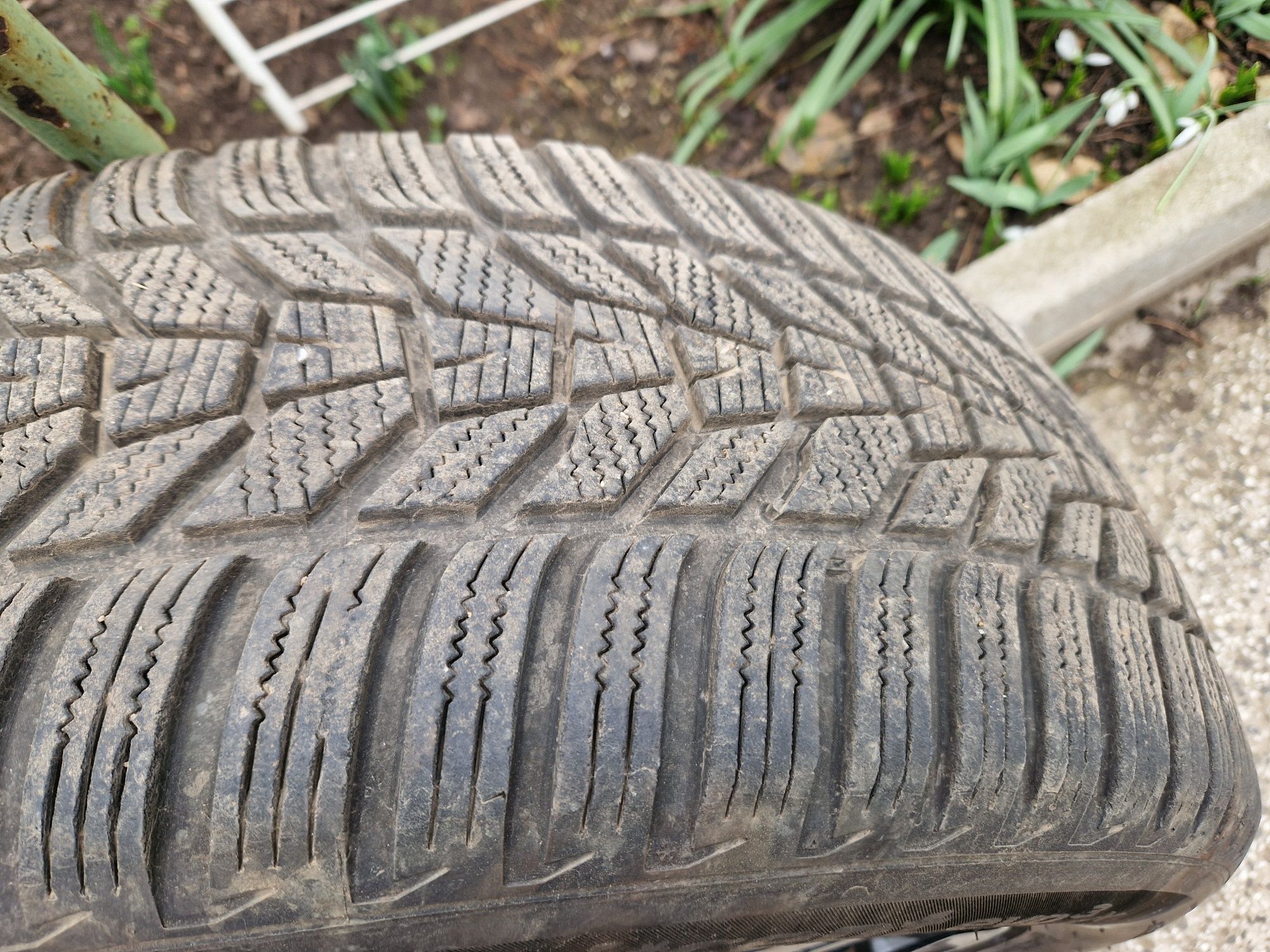 Зимни гуми 235/55/19 Hankook