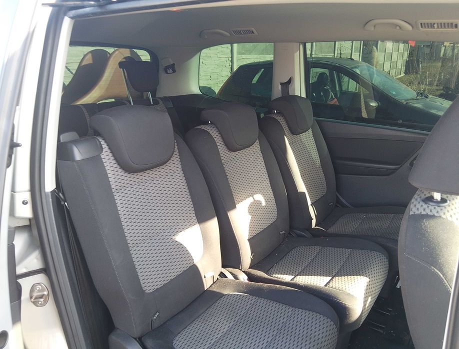 Vw Sharan 7 locuri