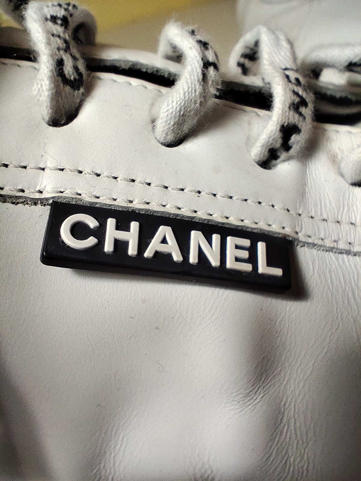 Chanel leather lace-up кецове
