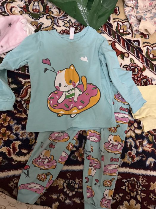 Одежды для девочек