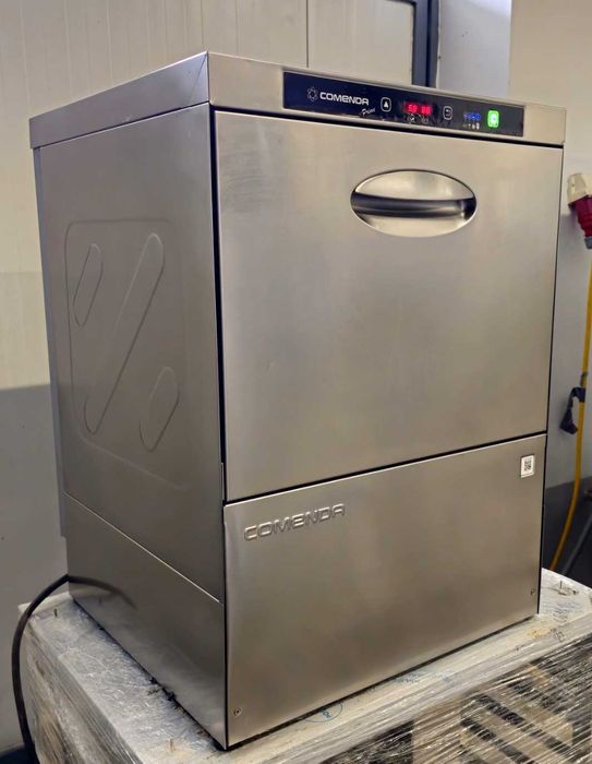 Професионална Съдомиялна Машина "COMENDA"/Доз. Помпи/Източваща помпа