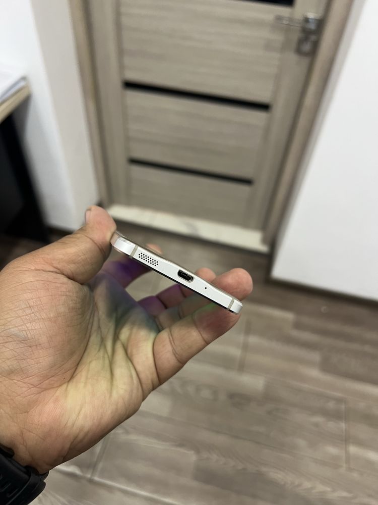 Galaxy Alpha Gold